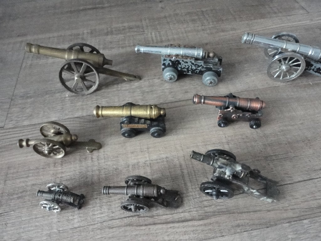 KLEINE METALEN KANONNEN/KOPER/BRONS / KANON /MINIATUUR, Ophalen of Verzenden, Overige soorten, Overige gebieden, Miniatuur of Beeldje
