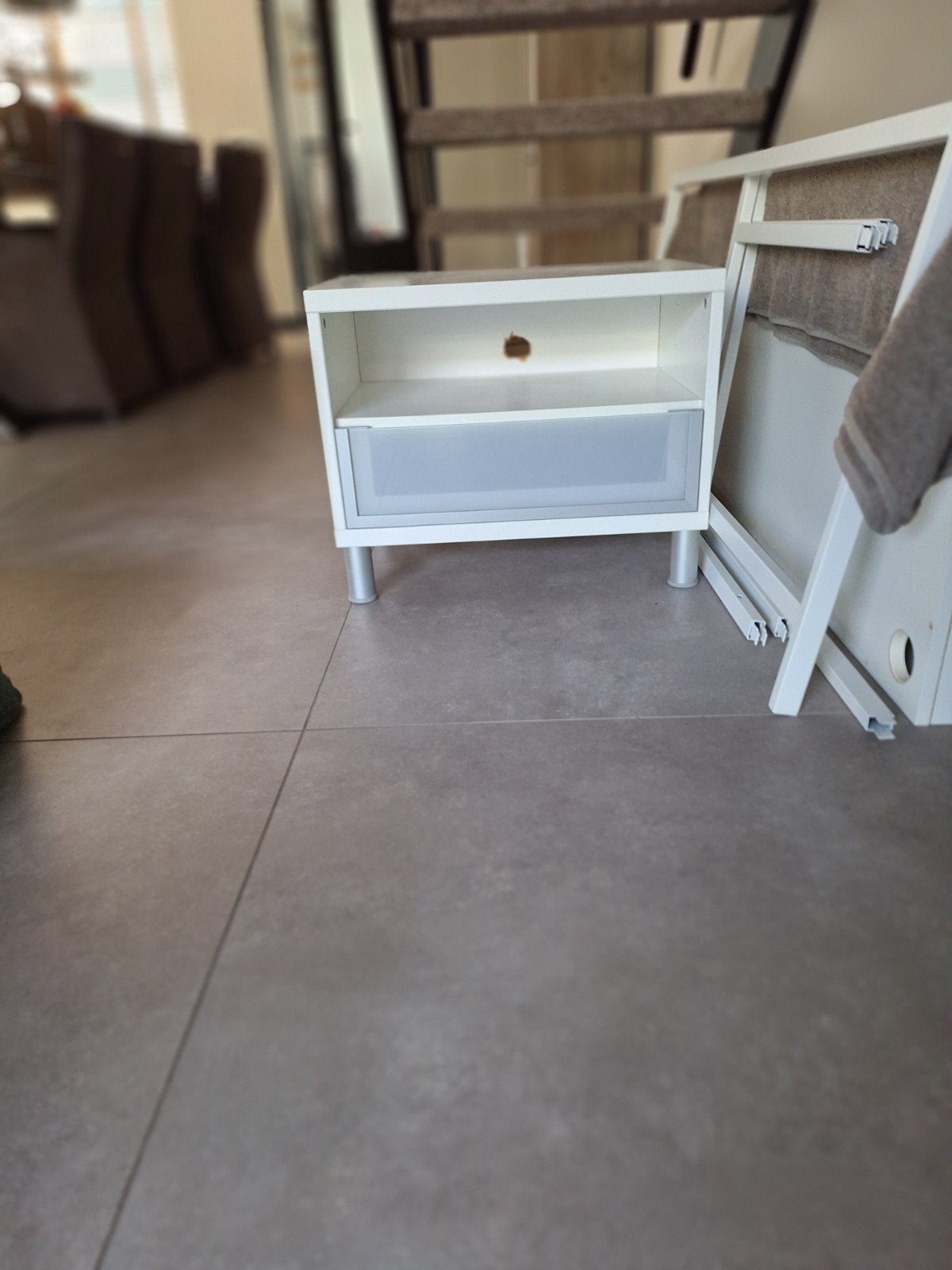 Compact bureau met lade - 60x40x48.5 cm (incl. pootjes), Huis en Inrichting, Bureaus, Ophalen, Met lades, Gebruikt, Kinderbureau