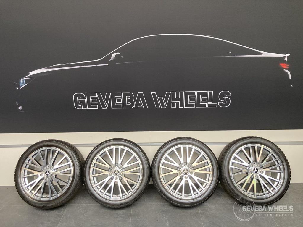 18” originele Mercedes A W177 B CLA velgen + winterbanden., 18 inch, Gebruikt, -, -