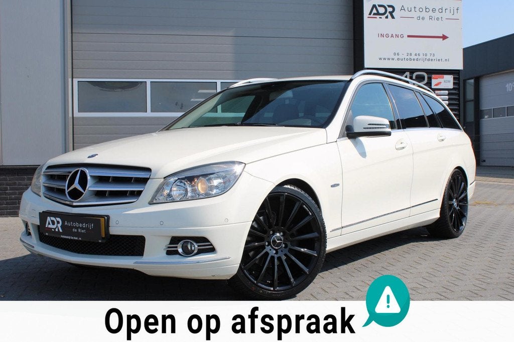Mercedes-Benz C-klasse Estate 180 CGI Avantgarde AUTOMAAT/19, Auto's, Euro 5, Achterwielaandrijving, Zwart, 1455 kg