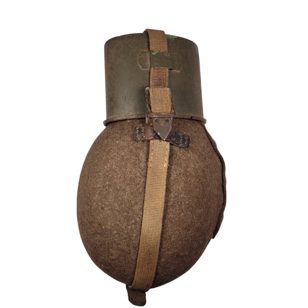 Duitse veldfles met webbing riem 1943, -, -, Overige typen, Ophalen of Verzenden