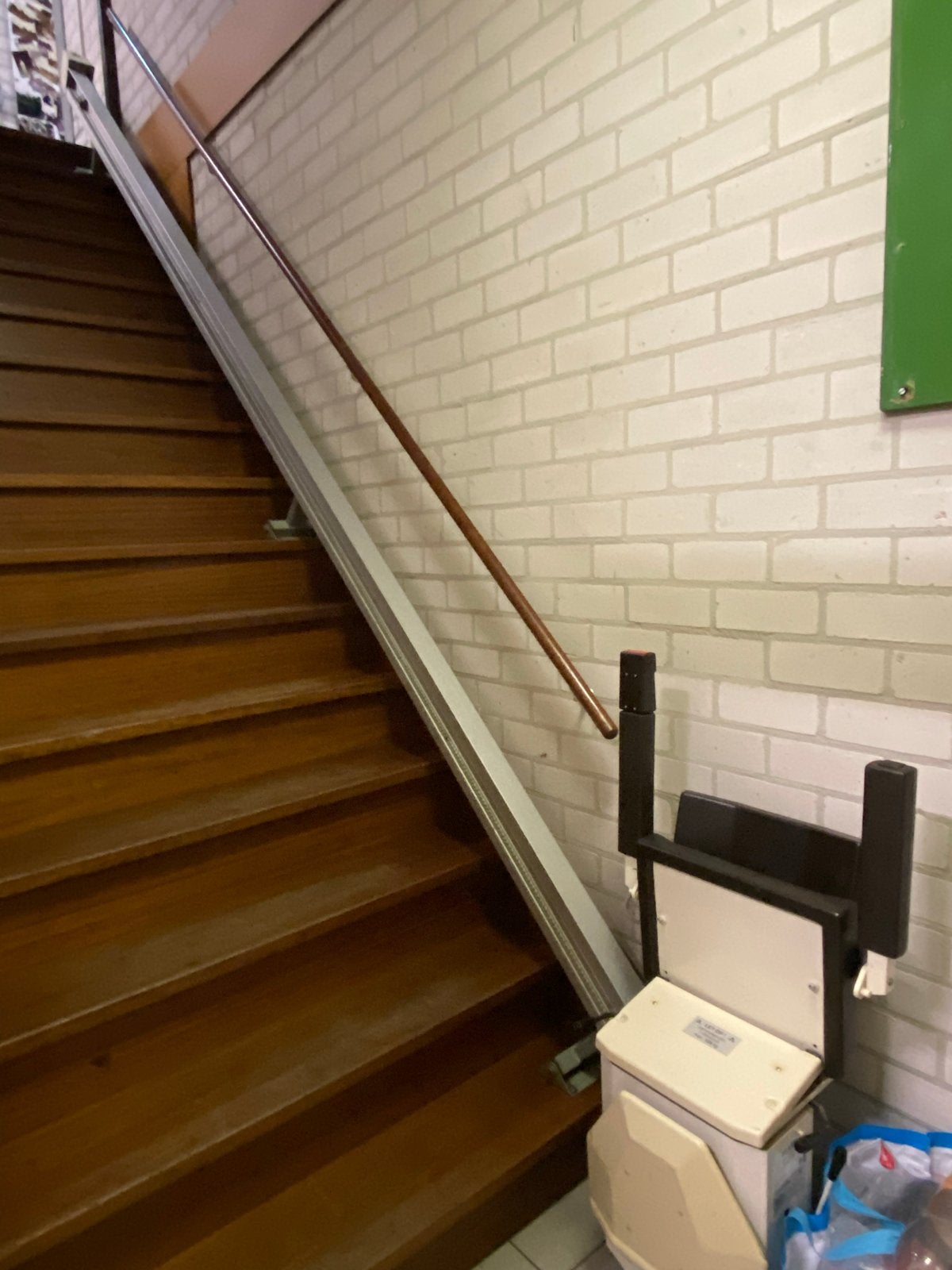 Traplift, Ophalen, Zo goed als nieuw, Recht