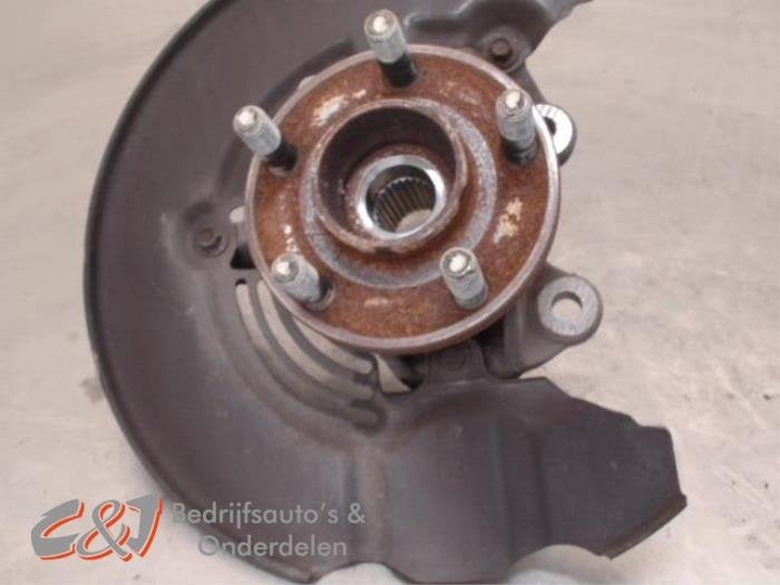 Fusee rechts-voor van een Ford Tourneo Connect, Gebruikt, -, -, Ophalen of Verzenden