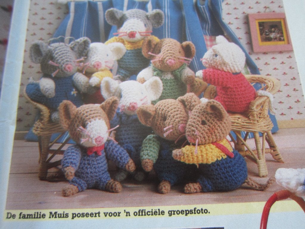 haakpatronen amigurumi ALLERLEI patronen muizen Jack Russel, Ophalen of Verzenden, Zo goed als nieuw, Haken, Patroon of Boek