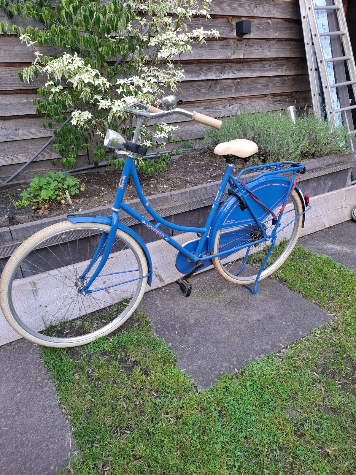 Montego Damesfiets / Omafiets 28 inch, Ophalen of Verzenden, Gebruikt