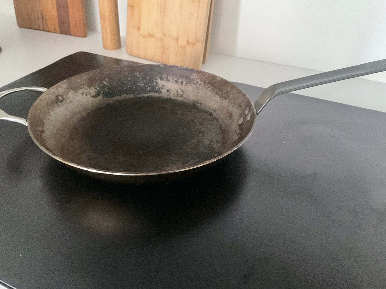 De Buyer Koekenpan - Gietijzeren Pan met Handvat, Huis en Inrichting, Ophalen, Koekenpan, Gebruikt, Gietijzer