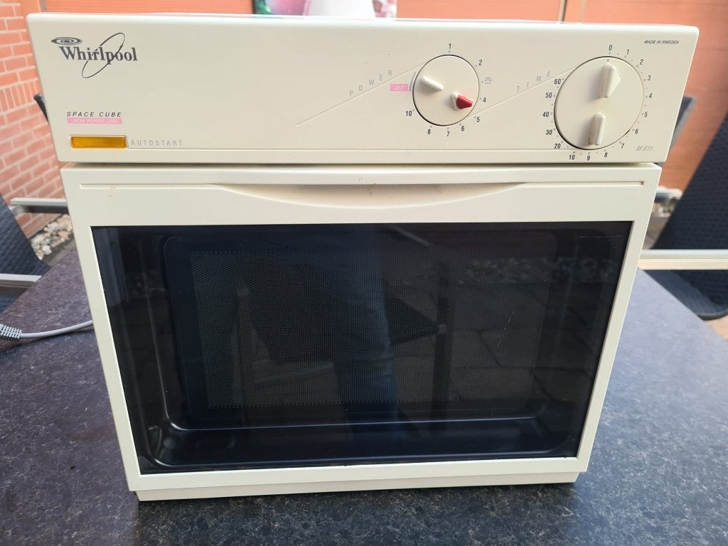 Whirlpool M611 Space Cube magnetron – eenvoudige bediening, Ophalen, Minder dan 45 cm, Whirlpool, Magnetronfunctie