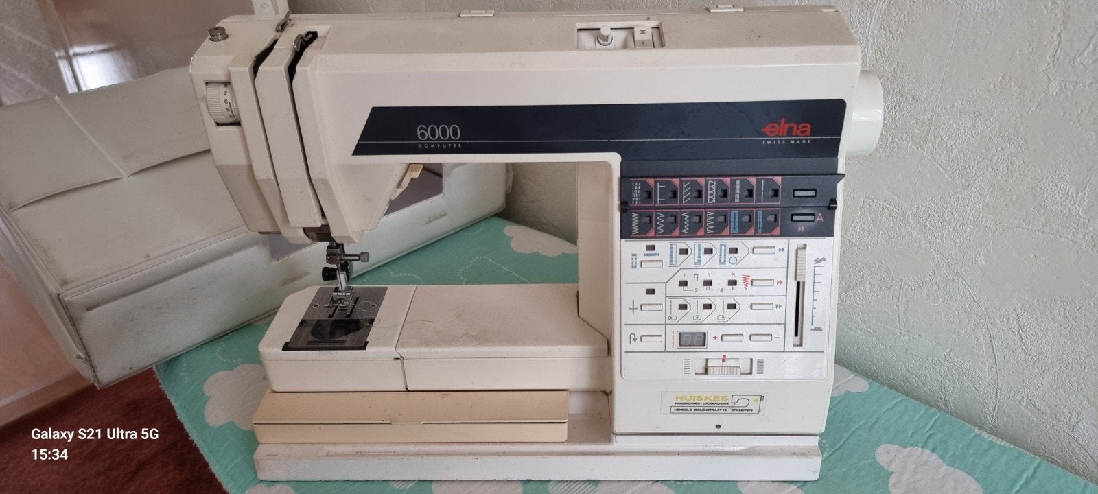 Elna 6000 Computer Naaimachine - Zwitserse Kwaliteit, Hobby en Vrije tijd, Naaimachines en Toebehoren, Ophalen