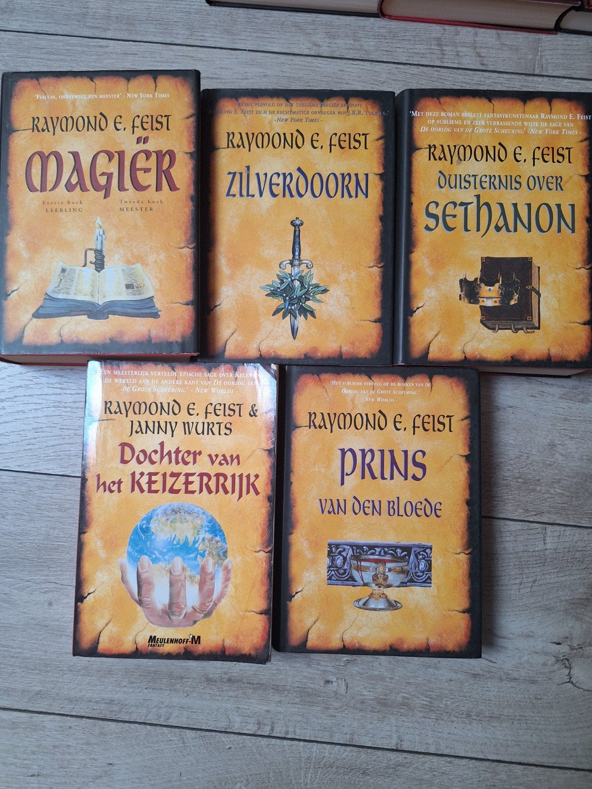 11 Raymond E. Feist boeken, Ophalen, Zo goed als nieuw, Raymond E. Feist