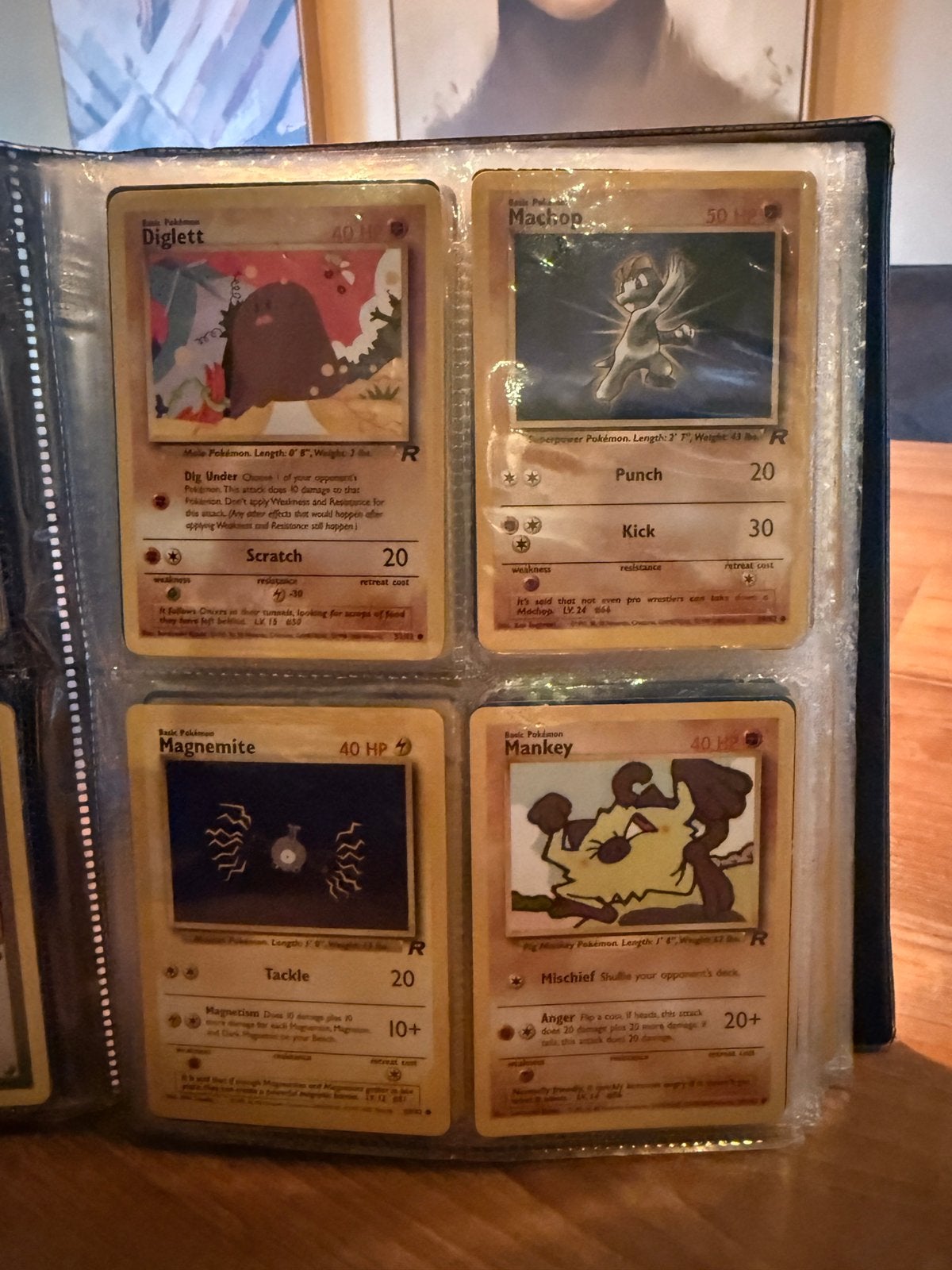 Oude Pokémon kaarten in verzamelmap – Base Set, Rocket & Neo, Hobby en Vrije tijd, Ophalen of Verzenden, Zo goed als nieuw, Meerdere kaarten