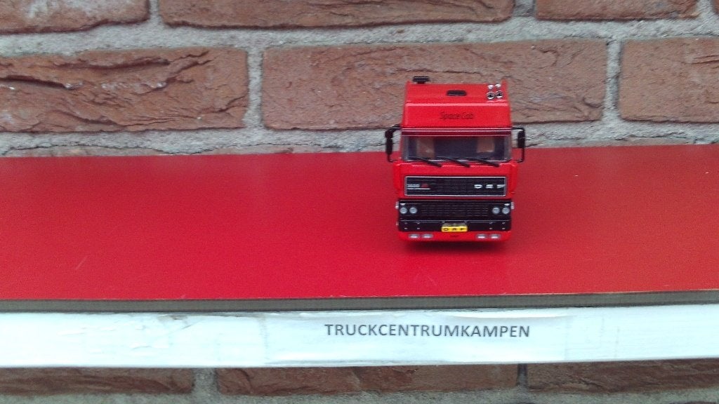 WSI  Daf  3600  4 x 2  Space  Cab  Premium  Line., Hobby en Vrije tijd, Modelauto's | 1:50, Ophalen of Verzenden, Nieuw, Bus of Vrachtwagen