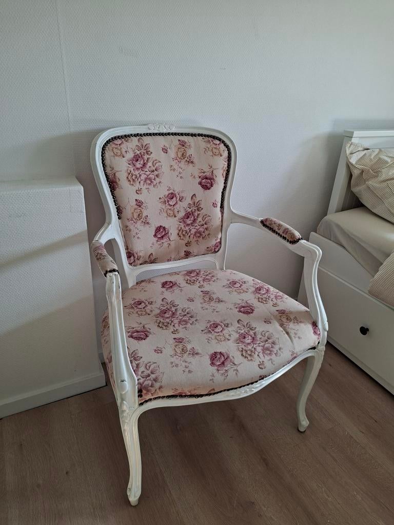 Brocante stoeltje met bloemenprint, Antiek en Kunst, Curiosa en Brocante, Ophalen