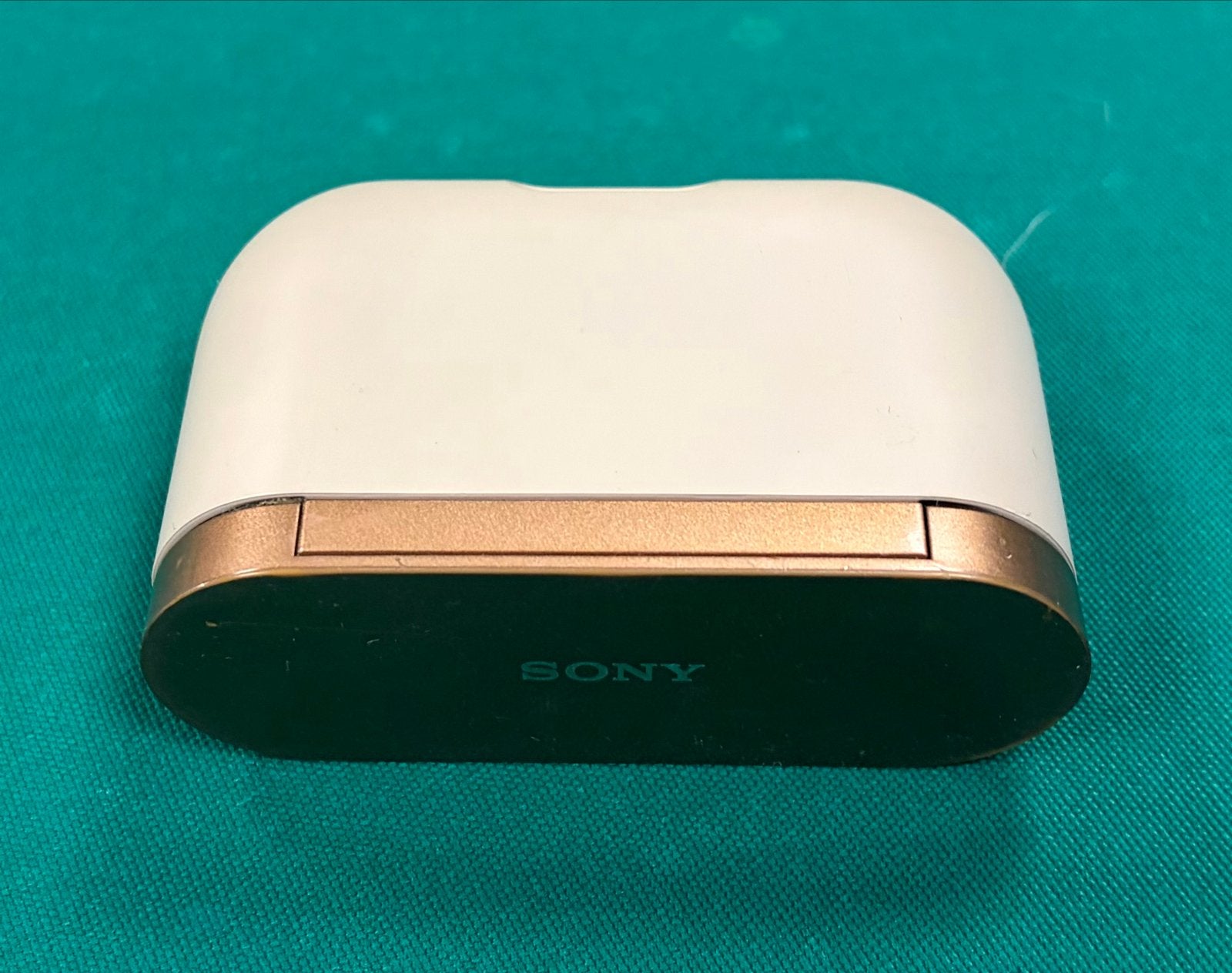 Sony WF-1000XM3 case/oplader, In-ear, Gebruikt, Ophalen of Verzenden, Wit