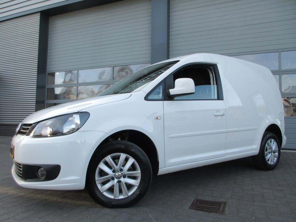 Volkswagen Caddy 1.6 TDI airco navigatie, Auto's, Bestelauto's, Euro 5, Gebruikt, 4 cilinders, Volkswagen