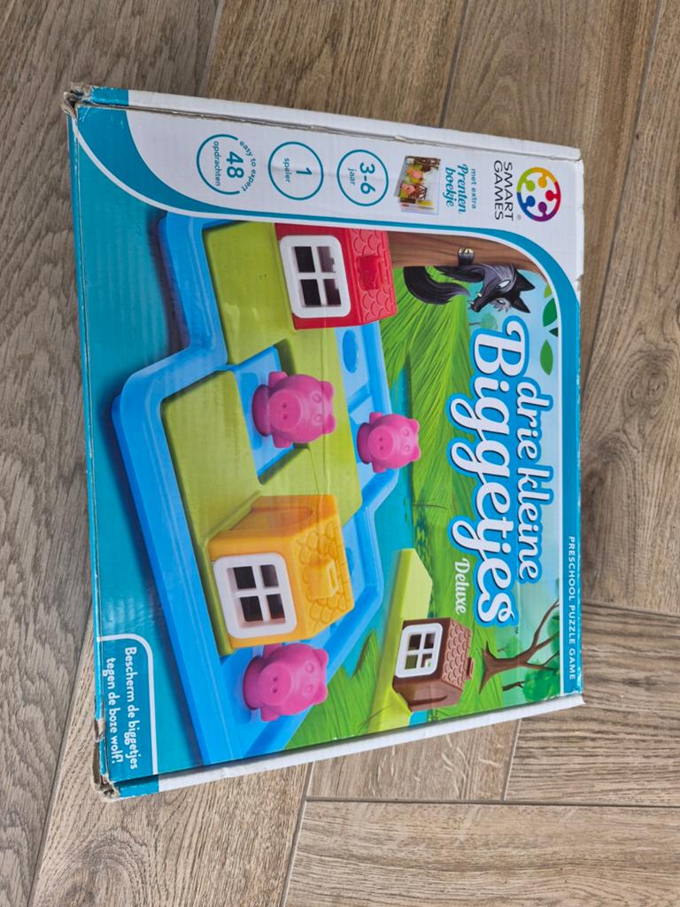 SmartGames Drie Kleine Biggetjes Deluxe Puzzelspel, Ophalen of Verzenden, Zo goed als nieuw, Puzzelen