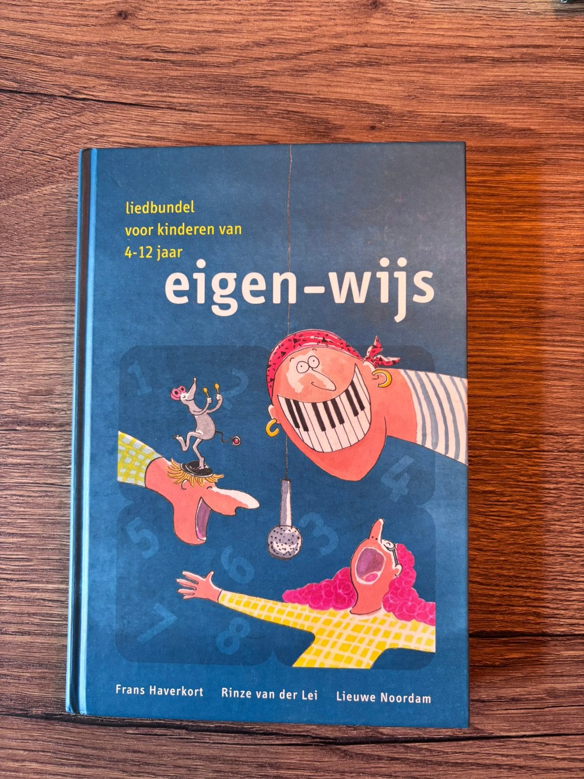 Eigen-wijs Liedbundel voor kinderen (4-12 jaar) inclusief cd, Ophalen of Verzenden, Zo goed als nieuw