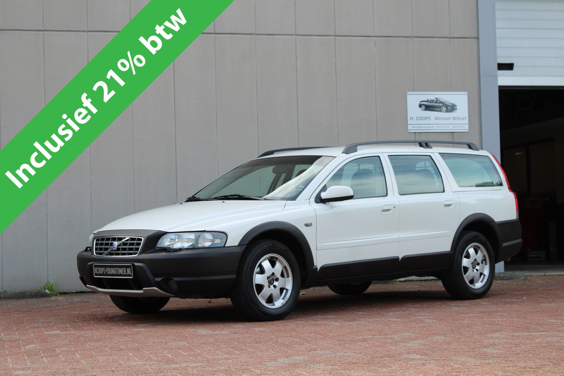Volvo XC70 2.4 T AWD YOUNGTIMER | APPLE CARPLAY incl. 21% BT, foto 2