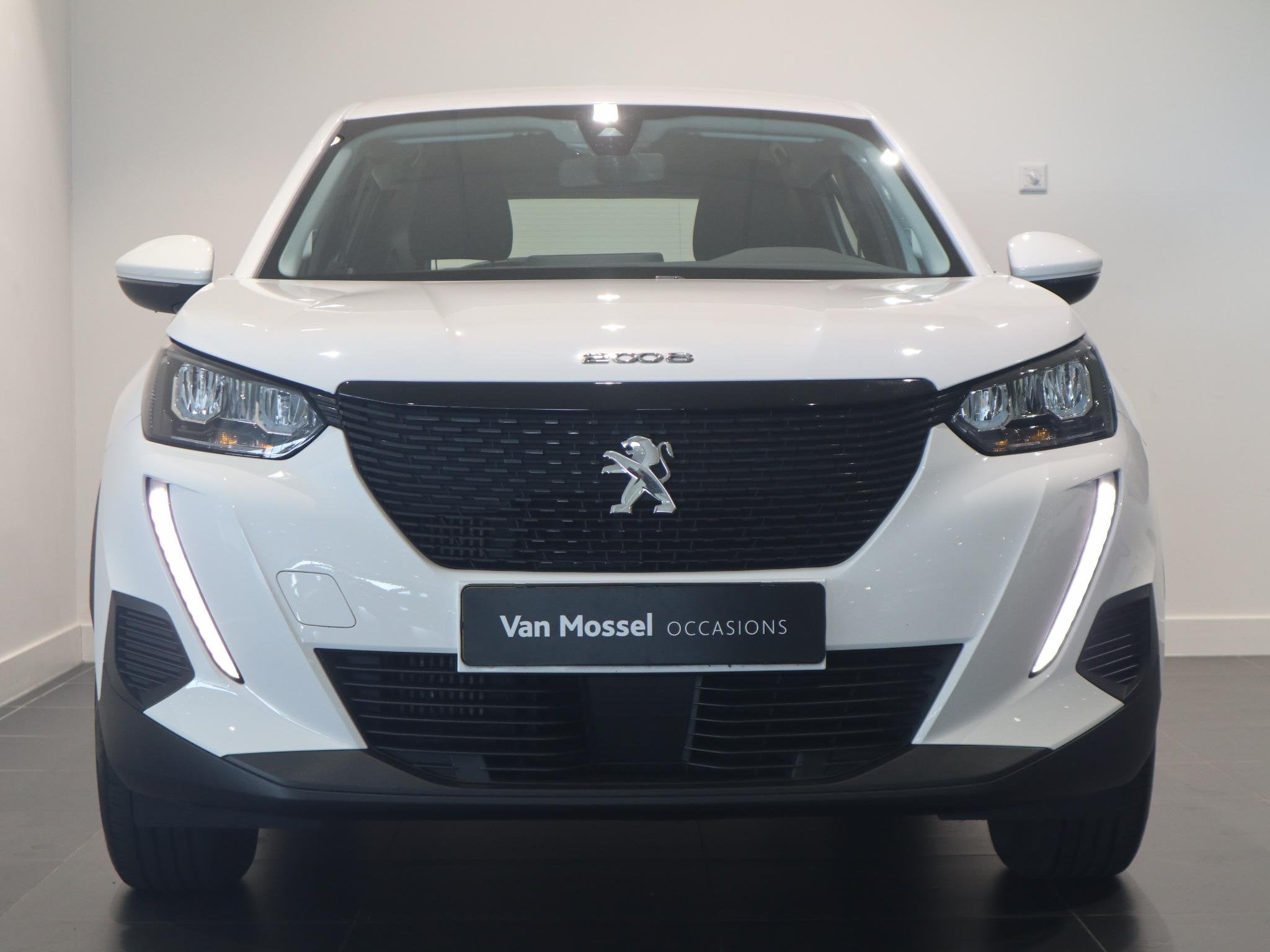 Peugeot 2008 Active HOGE INSTAP - HANDBAK - APPLE CARPLAY/ A, 12 maanden, Stof, Gebruikt, Euro 6