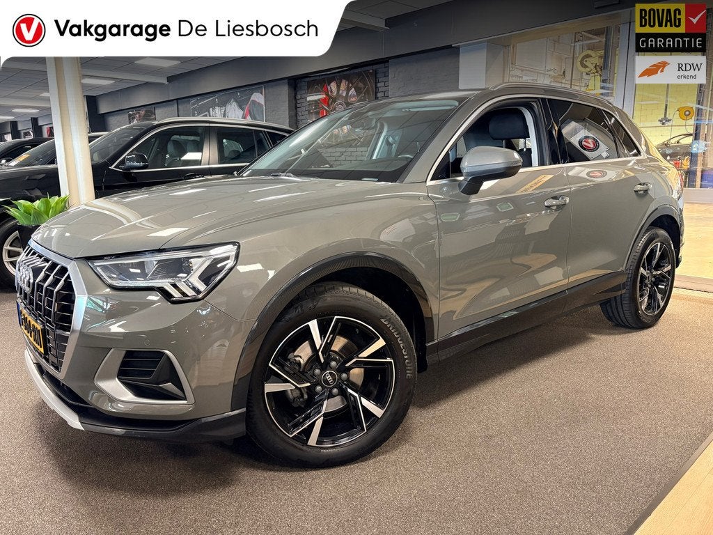 Audi Q3 35 TFSI Business Edition Automaat / pdc / cruise / c, Auto's, Audi, Bedrijf, Te koop, Q3, ABS, Adaptive Cruise Control