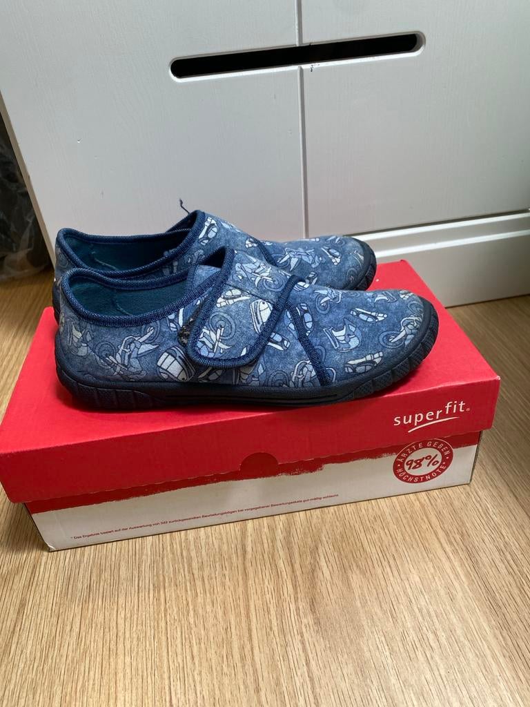 Superfit sloffen- pantoffels - huisschoenen maat 35, Gebruikt, Jongen of Meisje, Overige typen, Ophalen of Verzenden