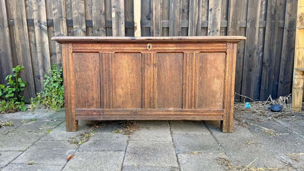 Dekenkist met opbergvak en “geheime” laatjes, Antiek en Kunst, Ophalen