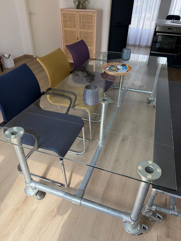 Eettafel set met bank en drie stoelen, Ophalen, 200 cm of meer, Vijf personen of meer, 200 cm of meer