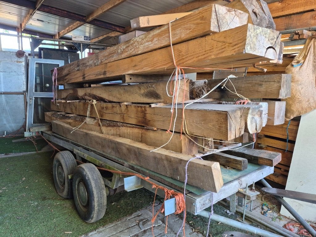 eiken balken, Doe-het-zelf en Verbouw, Hout en Planken, Ophalen, Eiken, Zo goed als nieuw, Balk