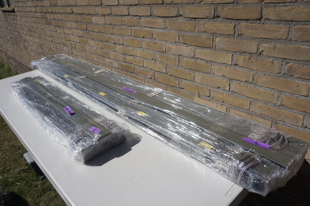 Prachtige Groene Taupe Jaloezieën Jaloezie | Diverse maten, Huis en Inrichting, Stoffering | Gordijnen en Lamellen, Ophalen, 100 tot 150 cm