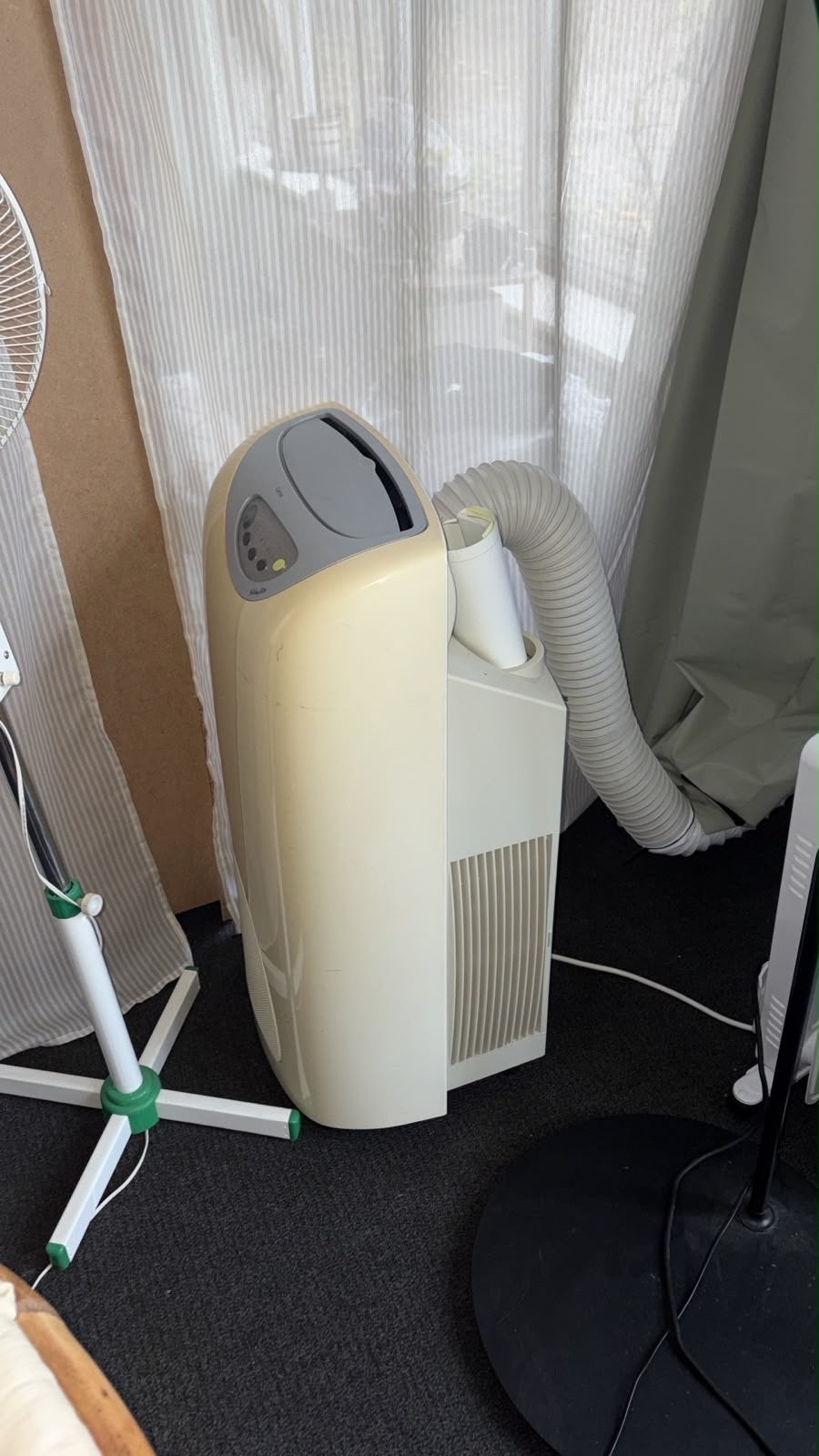 Verrijdbare Carrier Mobiele Airco met Handleiding, Witgoed en Apparatuur, Ophalen, Gebruikt, Koelen en Ontvochtigen, Afstandsbediening