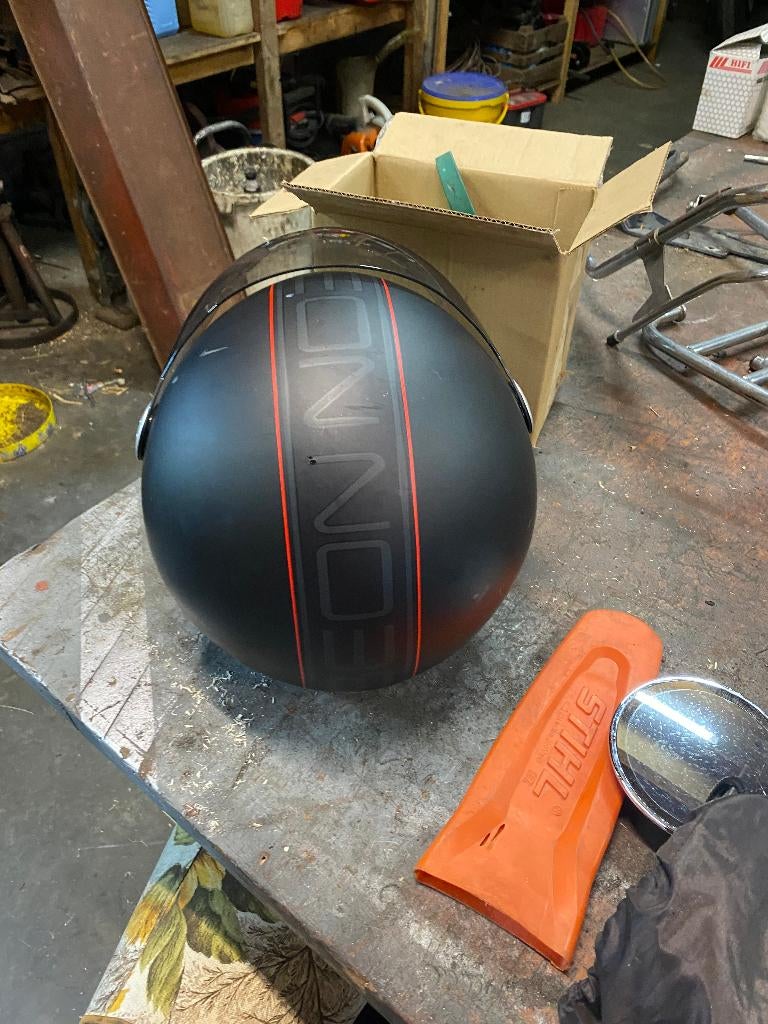brommerhelm beon design maat m zwart izgst, Ophalen, Zo goed als nieuw, Medium, BEON DESIGN