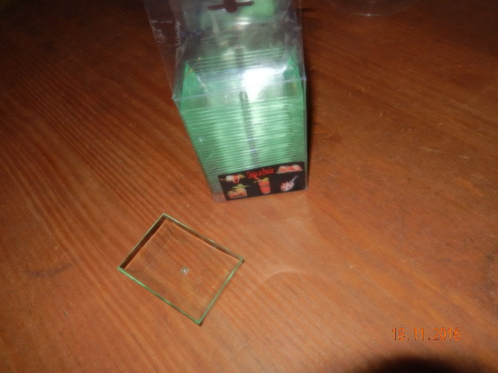 30 en 48 hard plastic amuse bakjes (zgan), Overige materialen, Overige typen, Ophalen of Verzenden, Zo goed als nieuw