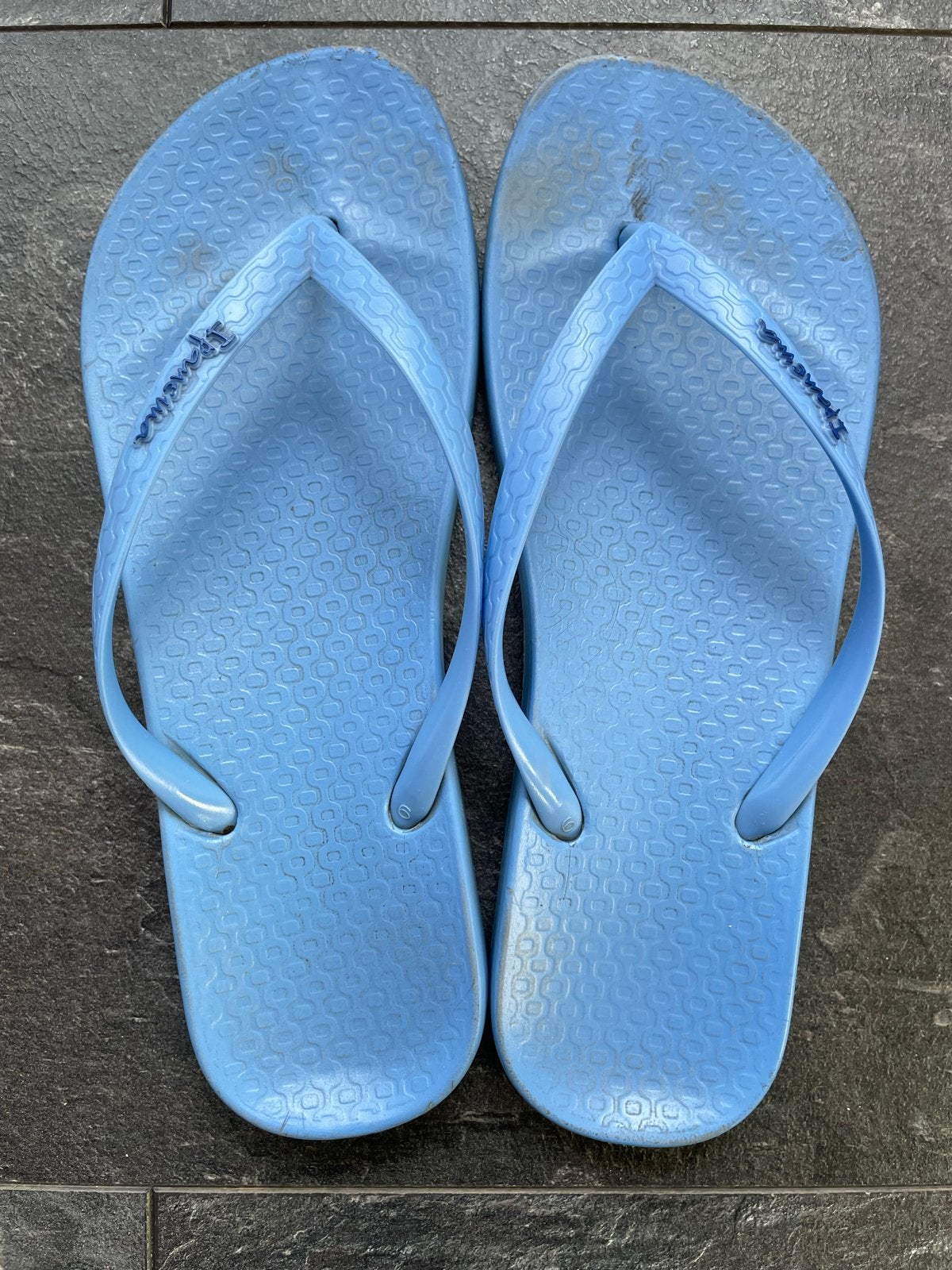 Ipanema slippers maat 38 - lichtblauw, Ophalen of Verzenden, Gedragen, Blauw, Slippers