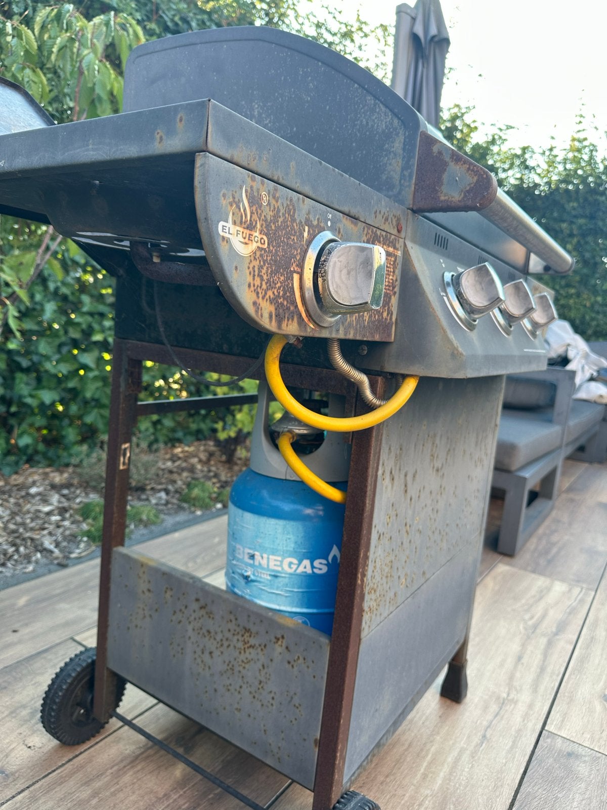 El Fuego gasbarbecue - Opknapper, Ophalen, Gebruikt