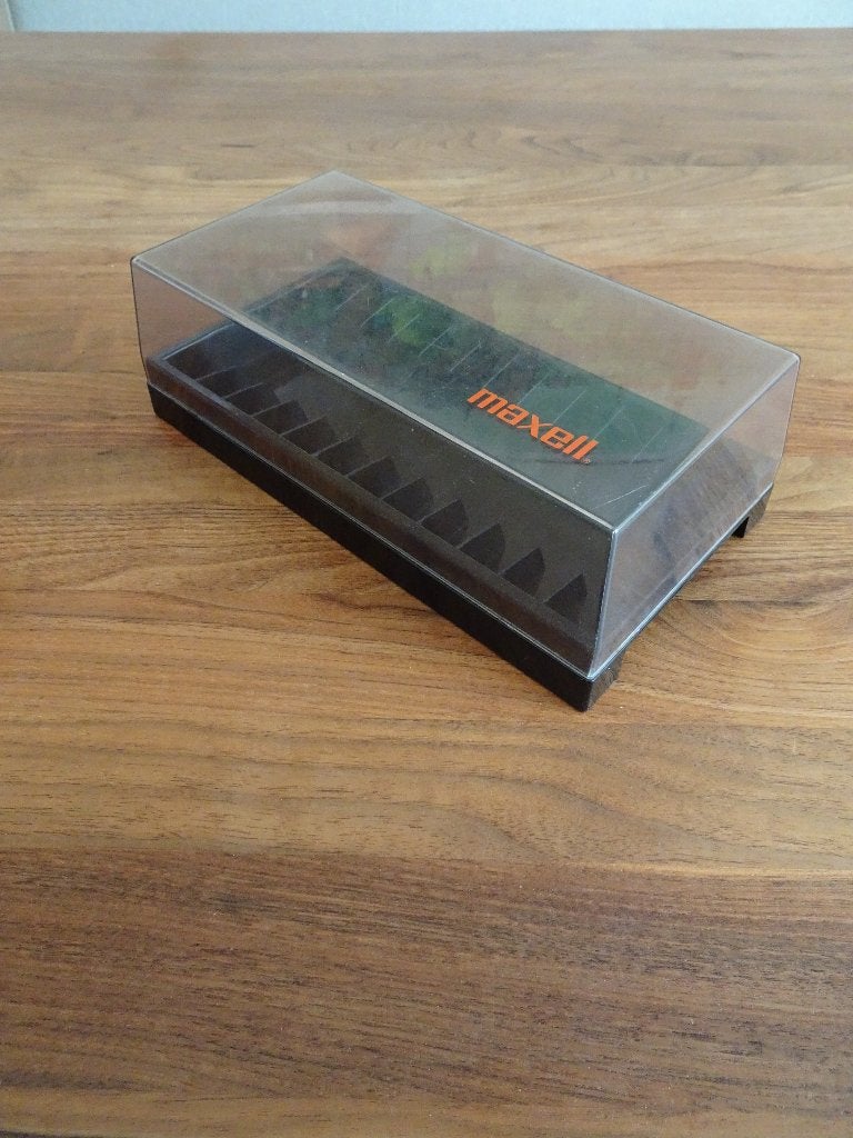 cassettebandjes opberg systeem Maxell, Ophalen of Verzenden, Gebruikt, Overige genres, 2 t/m 25 bandjes