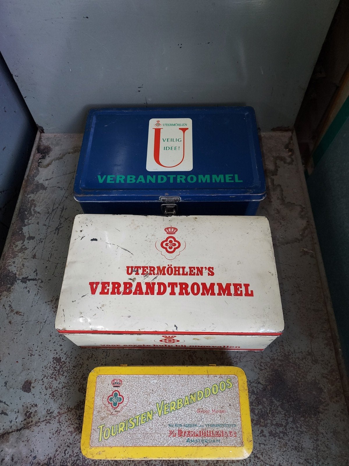 3 x oude blikken verbandtrommel ( oldtimer ), Ophalen, Gebruikt, Overige