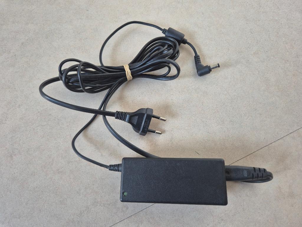 Delta Electronics Inc. laptop notebook adapter SADP-65KB A, Ophalen of Verzenden, Zo goed als nieuw, Delta Electronics