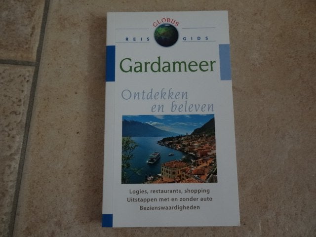 globus reisgids Gardameer, Overige merken, Europa, Ophalen of Verzenden, Zo goed als nieuw