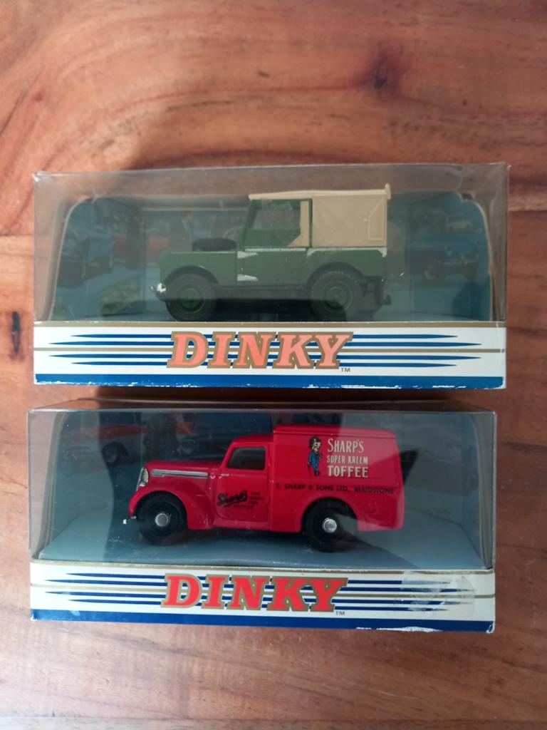 2 Dinky toy auto, s in orginele verpakking  matchbox, Ophalen of Verzenden, Auto, Overige merken