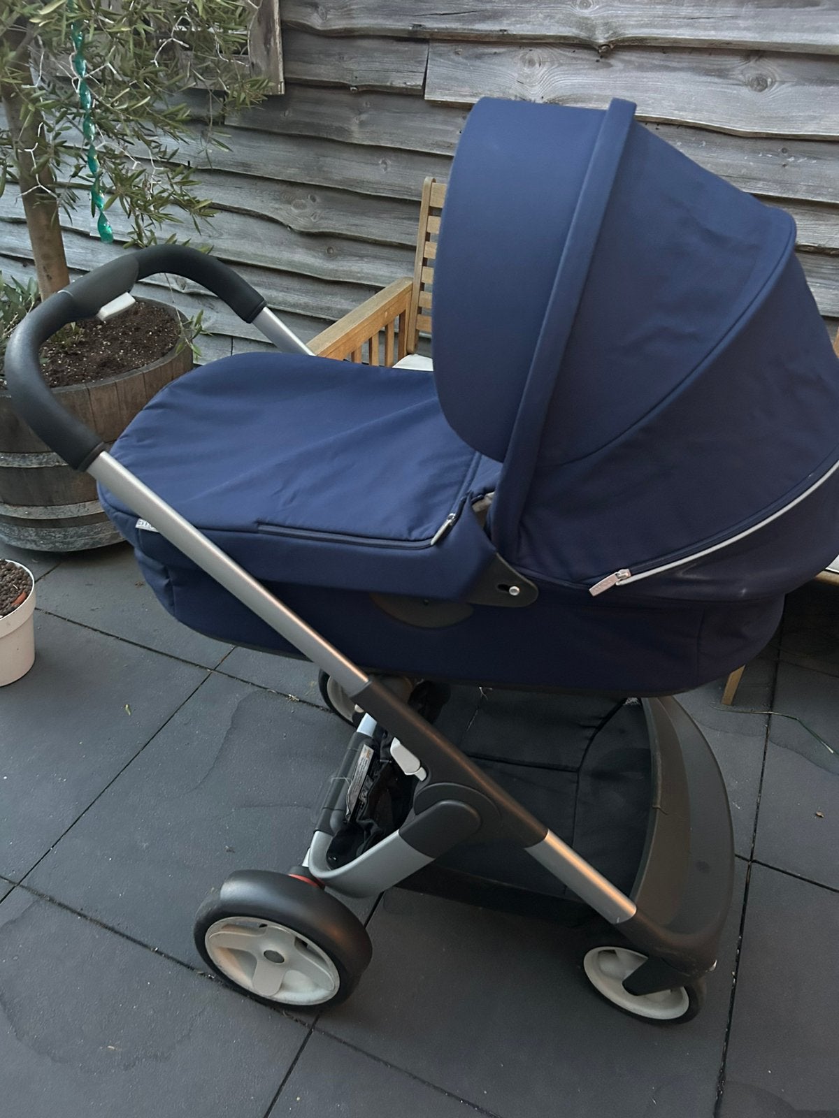 Stokke Crusi kinderwagen, blauw, netjes en schoon, Met autostoeltje, Zo goed als nieuw, Combiwagen, Ophalen
