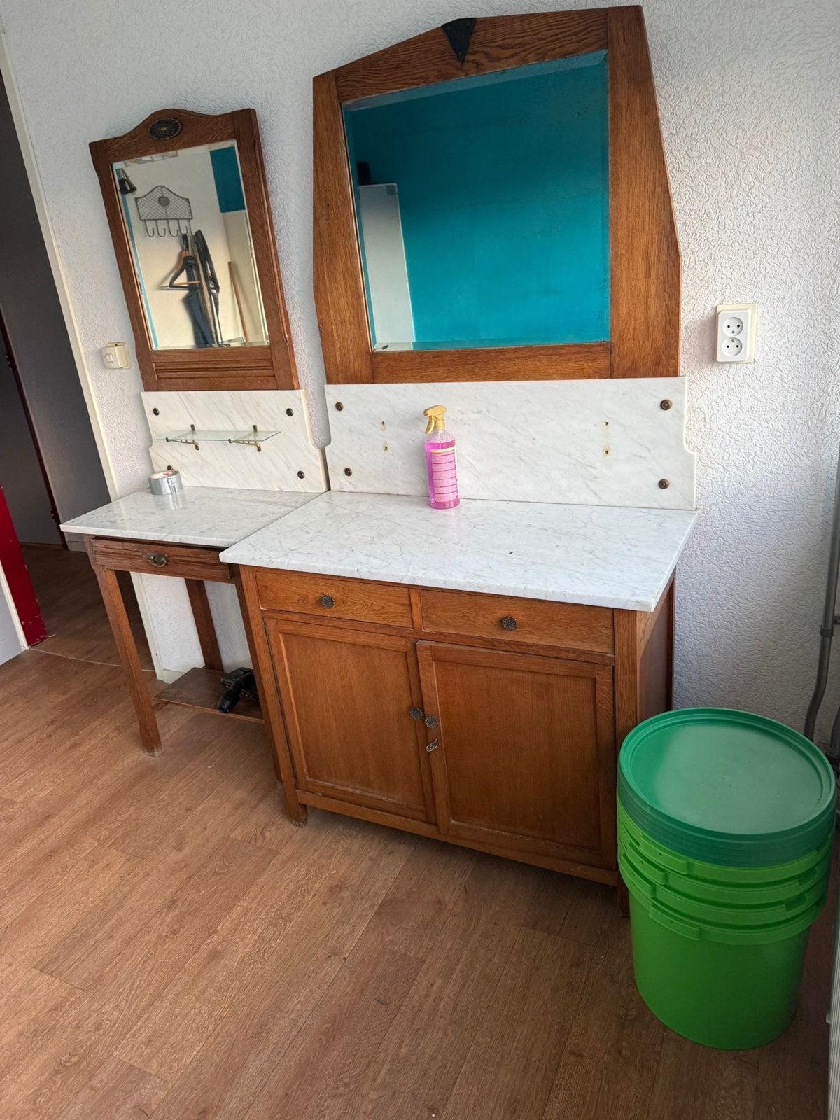 Antieke kaptafel/dressoir met marmeren blad en spiegel, Ophalen
