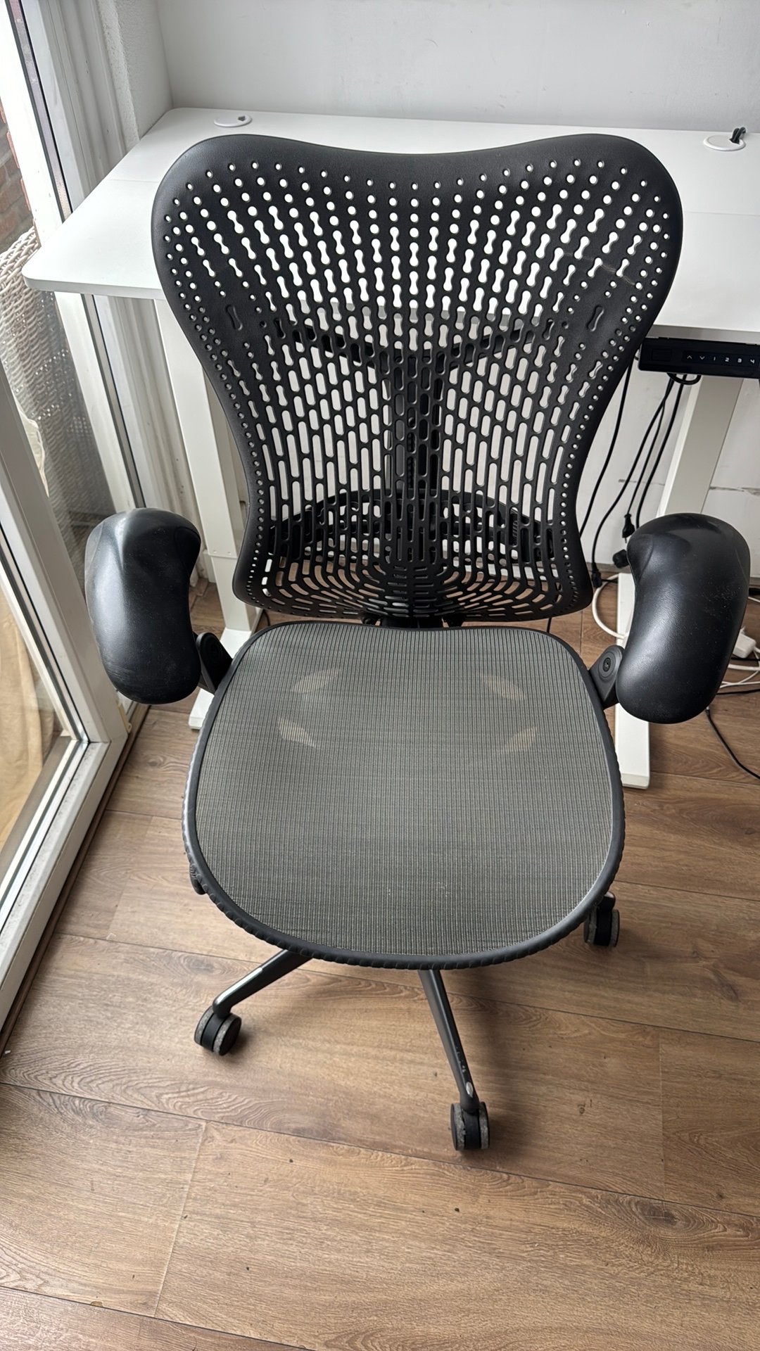 Herman Miller Mirra 1, Ophalen of Verzenden, Zo goed als nieuw, Zwart