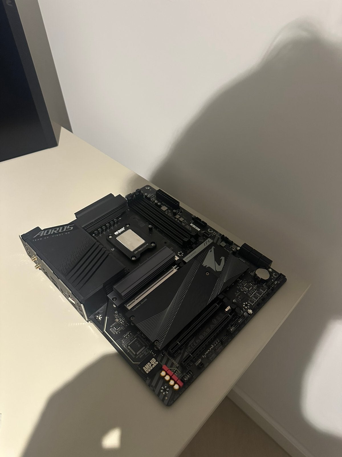 Intel Core i9-14900k + Gigabyte Z790 AORUS + Thermal Grizzly, Ophalen of Verzenden, Zo goed als nieuw, DDR5