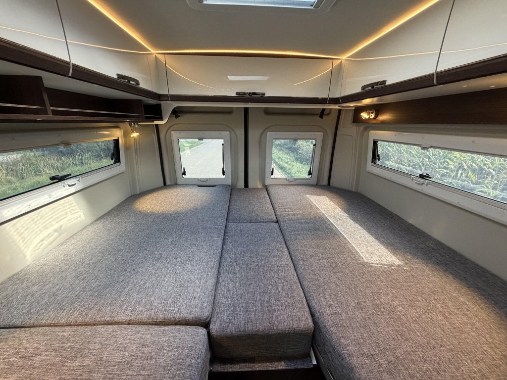 Pössl Summit Prime 640, 180PK, busbiker, Maxi Chass, Caravans en Kamperen, Campers, Automaat, Buscamper of Camperbus, Ringverwarming