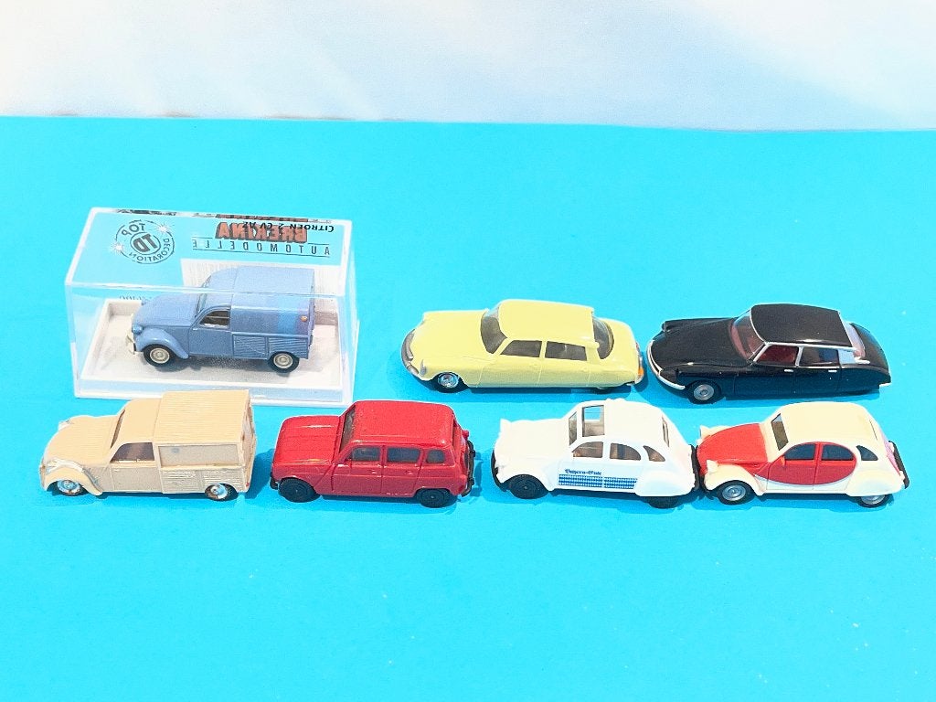 7 Modelauto's met als thema Frankrijk, Overige merken, Gebruikt, Gelijkstroom of Wisselstroom, Overige typen