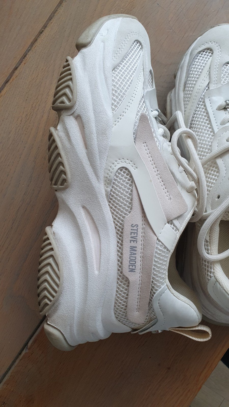 Sneakers wit creme Steve Madden maat 41, Kleding | Dames, Wit, Steve Madden, Ophalen of Verzenden, Sneakers of Gympen