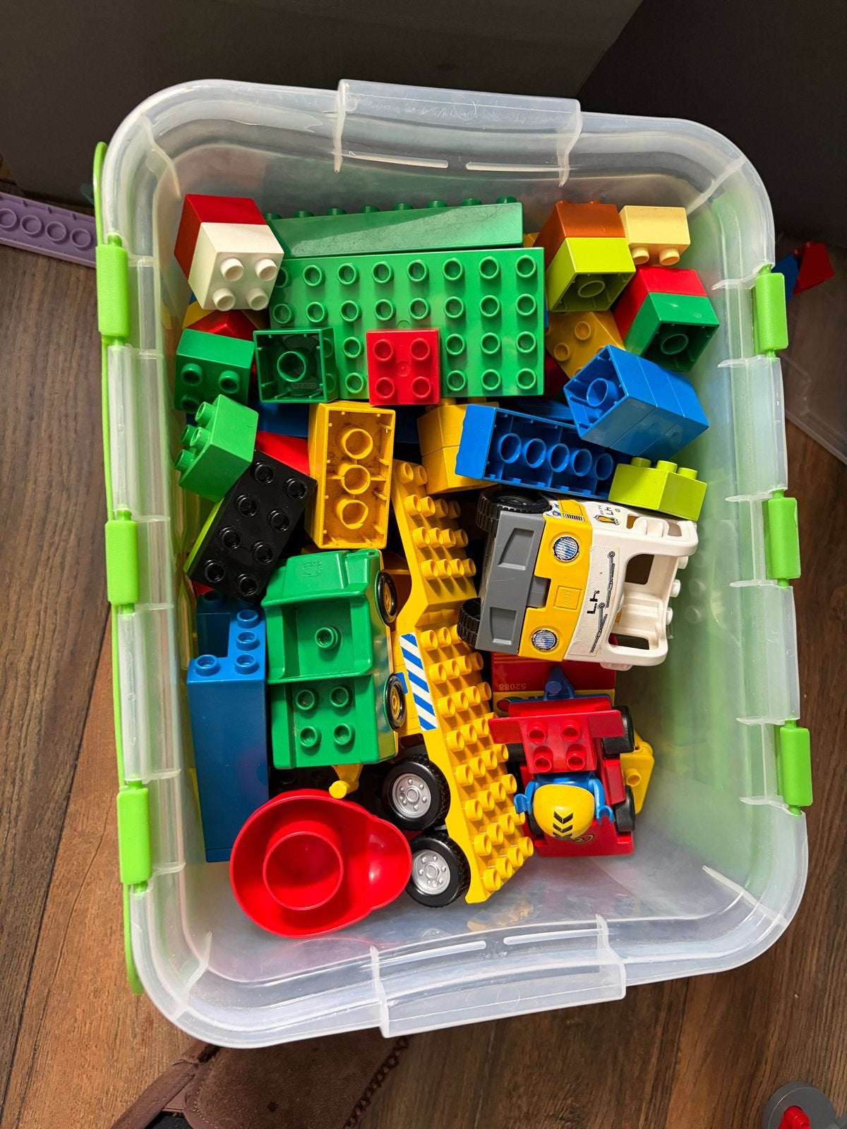 Grote doos met diverse Duplo blokken en voertuigen, Ophalen, Gebruikt, Inclusief extra onderdelen, Duplo