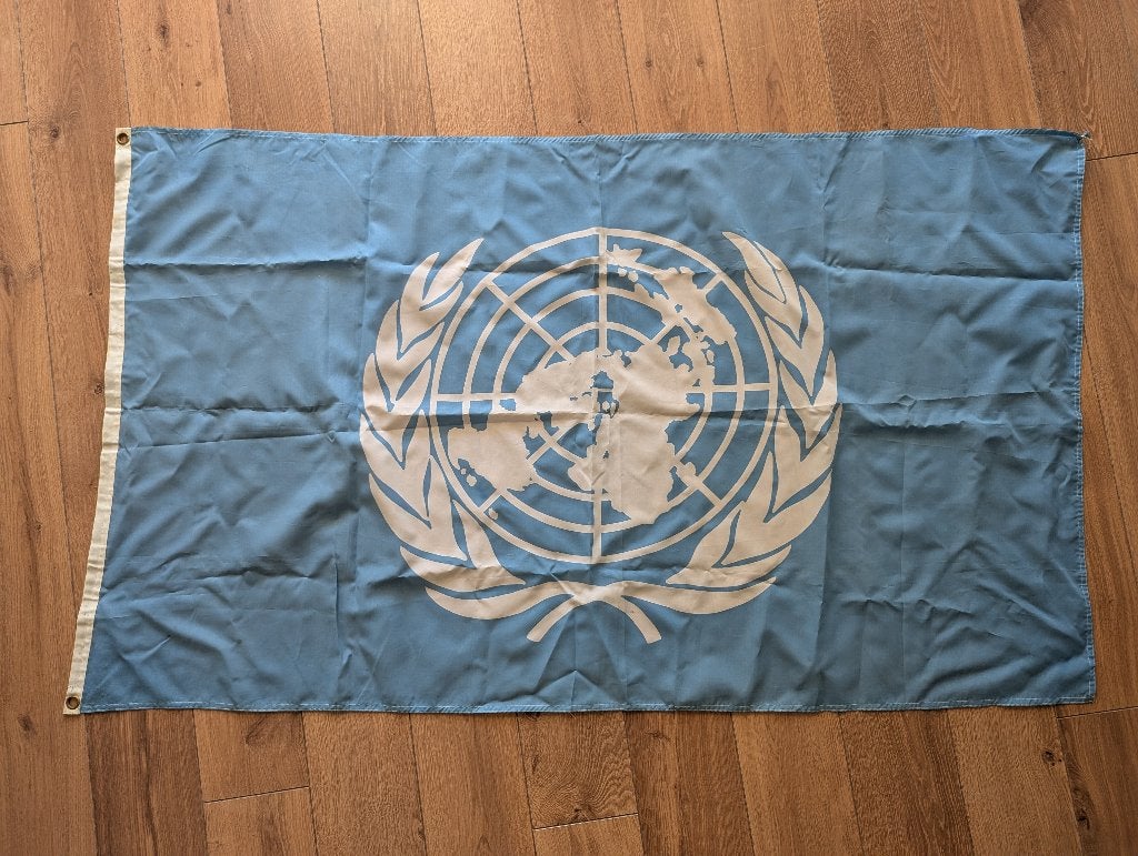 VN-vlag, Diversen, Vlaggen en Wimpels, Ophalen of Verzenden, Gebruikt