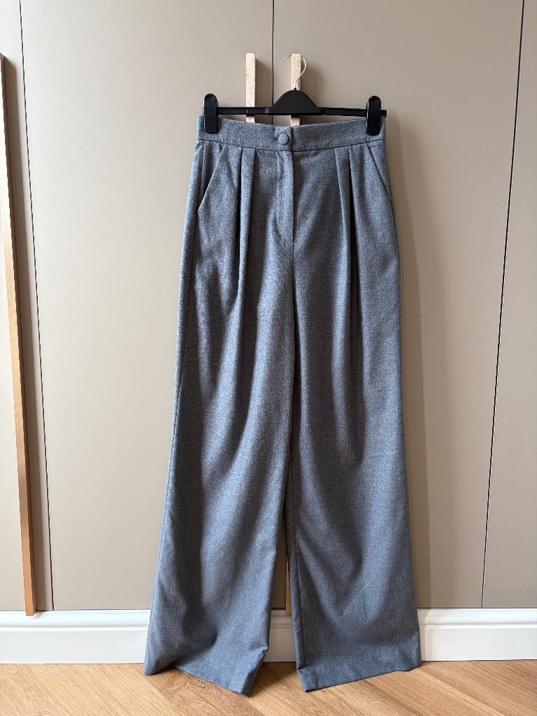 Sage & Ivy wide leg broek Randy met plooien. Maat 38, Maat 38/40 (M), Verzenden, Sage & Ivy, Zo goed als nieuw