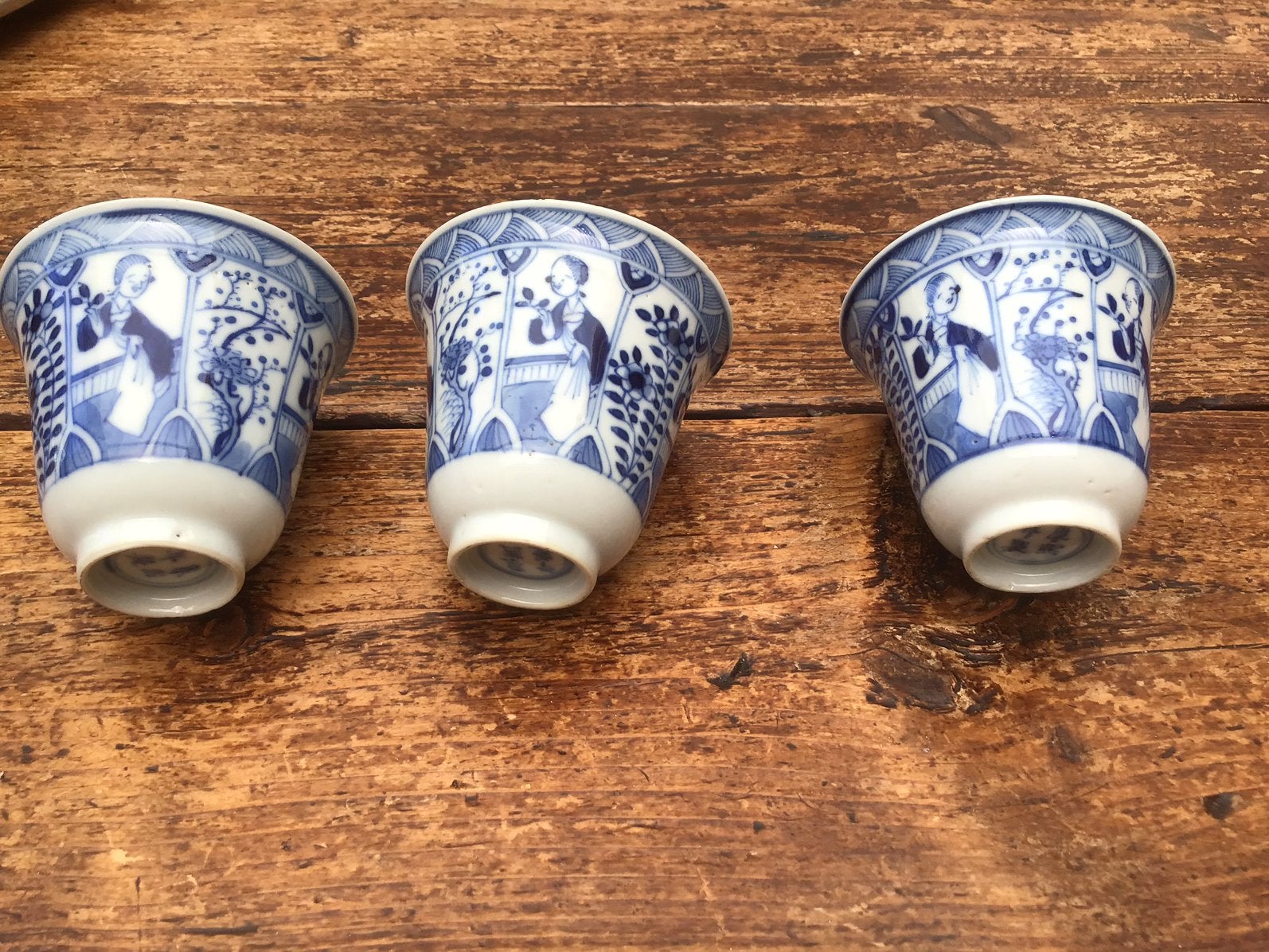 Antiek Chinees porselein 3 cups. Gemerkt Kangxi., Antiek en Kunst, Ophalen of Verzenden