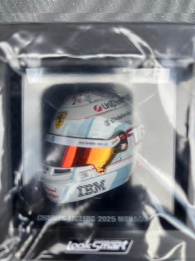 helm Monaco GP Leclerc Looksmart 1:5 NIEUW !, Ophalen of Verzenden, Nieuw, Formule 1